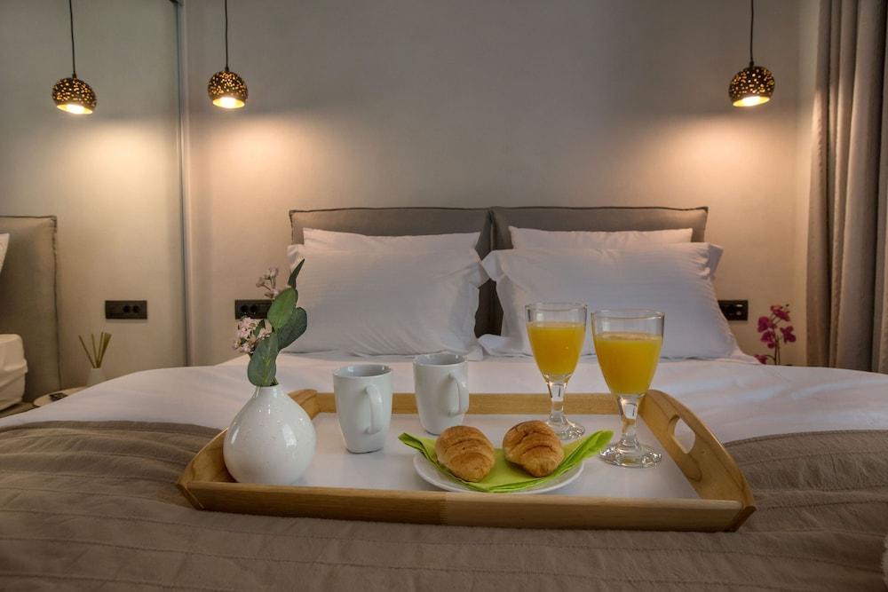 Nikis Suites Syntagma-Plaka By Ghh 아테네 외부 사진